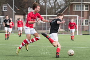 Foto's v.v. Hierden JO17-1 - v.v. Hierden JO19-2 - 13 maart 2021 foto 8/20