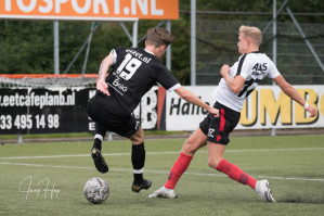 Foto's Roda'46 Leusden 1 - v.v. Hierden 1 - 30 augustus 2021 foto 8/16