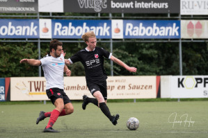 Foto's Roda'46 Leusden 1 - v.v. Hierden 1 - 30 augustus 2021 foto 14/16