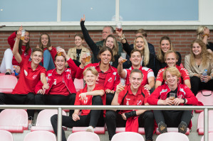 Foto's v.v. Hierden 1 - Bennekom 1 - 25 september 2021 foto 2/15