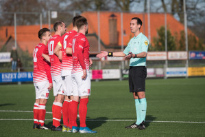 Foto's v.v. Hierden 1 - SVZW 1 - 26 februari 2022 foto 1/8