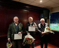 Kees, Cees en Peter zijn lid van Verdienste van v.v. Hierden!