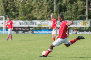 Foto's Batavia '90 1 - Hierden 1 - 7 september 2019 foto 8/42