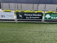 Horeca Hierden / Sportcafé de Rumels steunt de voetbalvereniging Hierden