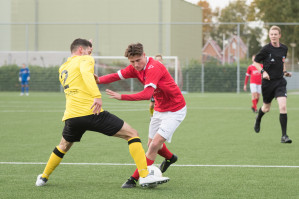 Foto's v.v. Hierden 1 - Dos Kampen 1 - 9 november 2019 foto 17/30