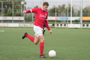 Foto's v.v. Hierden 1 - Dos Kampen 1 - 9 november 2019 foto 19/30