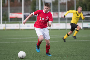 Foto's v.v. Hierden 1 - Dos Kampen 1 - 9 november 2019 foto 21/30