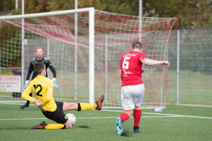 Foto's v.v. Hierden 1 - Dos Kampen 1 - 9 november 2019 foto 23/30