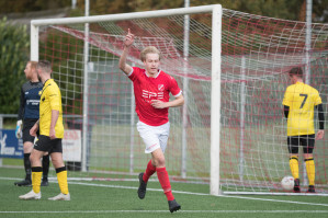 Foto's v.v. Hierden 1 - Dos Kampen 1 - 9 november 2019 foto 25/30