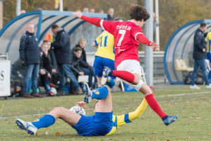 Foto's Nunspeet 1 - v.v. Hierden 1 - 30 november 2019 foto 25/27