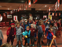 Sinterklaas is langs geweest bij v.v. Hierden