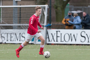 Foto's asv Dronten JO17-4 - Hierden JO17-2 - 7 december 2019 foto 9/24