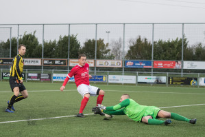 Foto's v.v. Hierden 1 - DOS'37 1 - 14 december 2019 foto 9/11