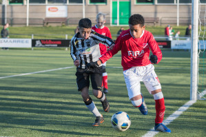 v.v. Hierden JO13-1 - Wintercup 2019 foto 1/19