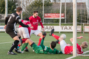 Foto's v.v. Hierden 1 - csv Apeldoorn 1 - 1 februari 2020 foto 32/36