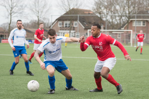 Foto's v.v. Hierden 1 - SDV Barneveld 1 - 15 februari 2020 foto 24/28