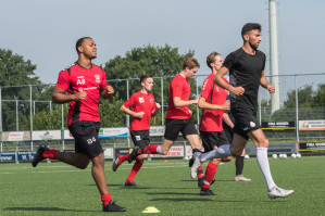 Eerste training Hierden 1 (2020) foto 1/38