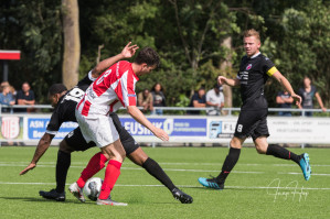 Foto's IJVV 1 - v.v. Hierden 1 - 22 augustus 2020 foto 9/39
