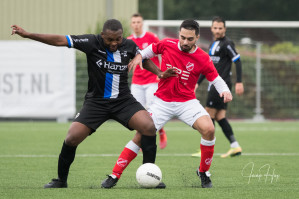 Foto's v.v. Hierden 1 - KHC 1 - 3 oktober 2020 foto 2/16