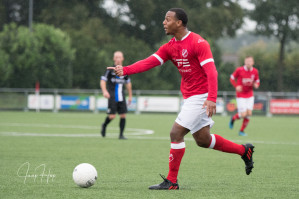 Foto's v.v. Hierden 1 - KHC 1 - 3 oktober 2020 foto 13/16